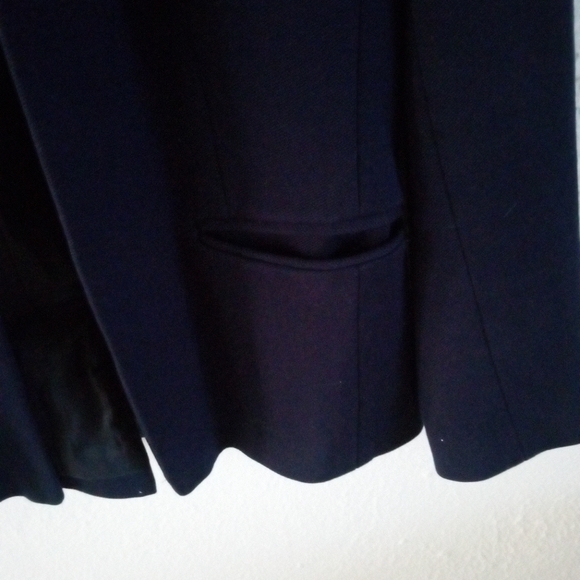 J CREW Going Out Stretch Twill Blazer In Navy | 8 - Picture 6 of 9